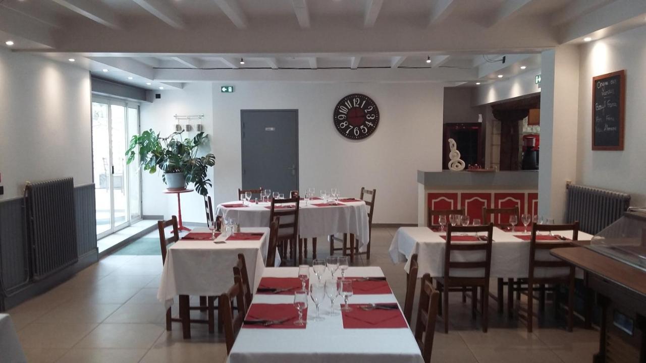 Hotel Le Saintongeais *